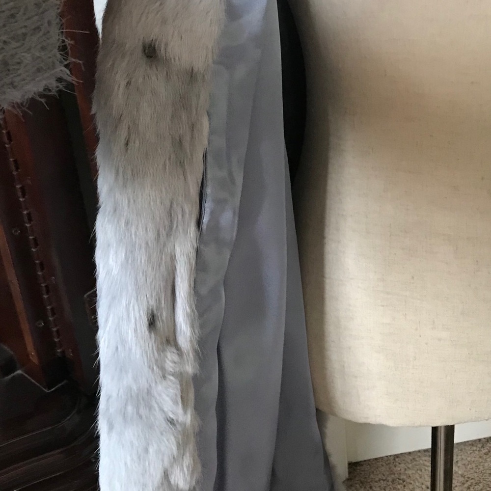 Genuine VINTAGE Rabbit Coat - Picture 2 of 5
